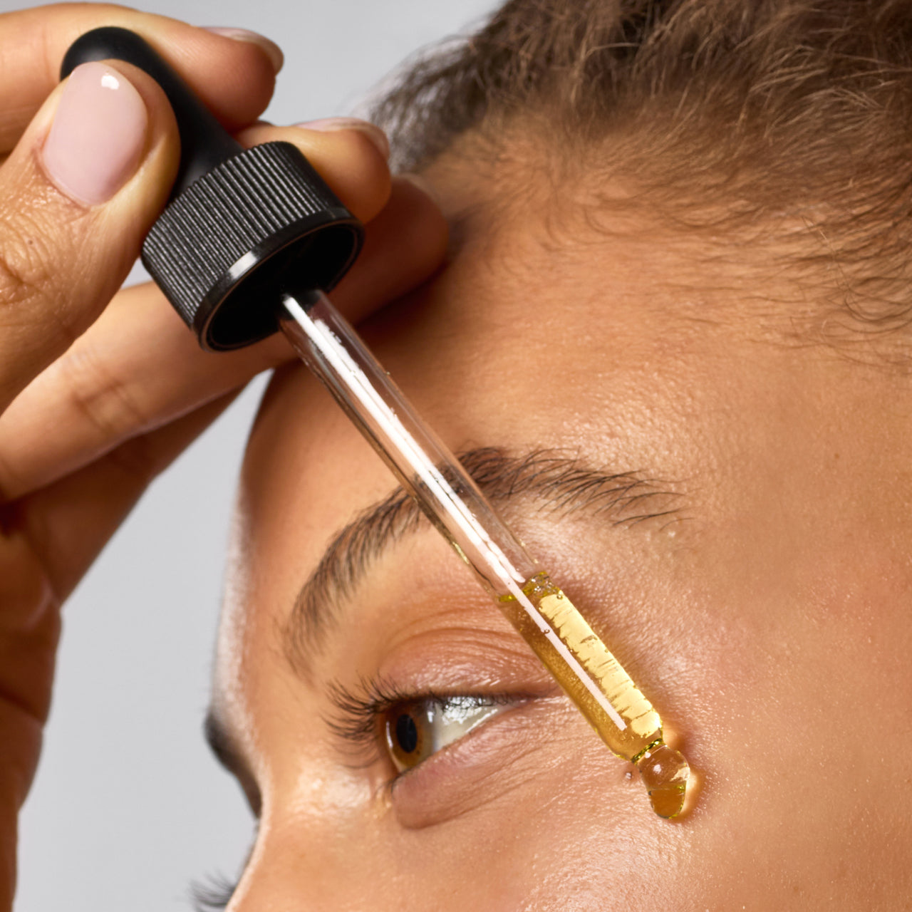 ✨ Must Have | Hydrating Dermaplane Oil - Premium Quality - Image 3