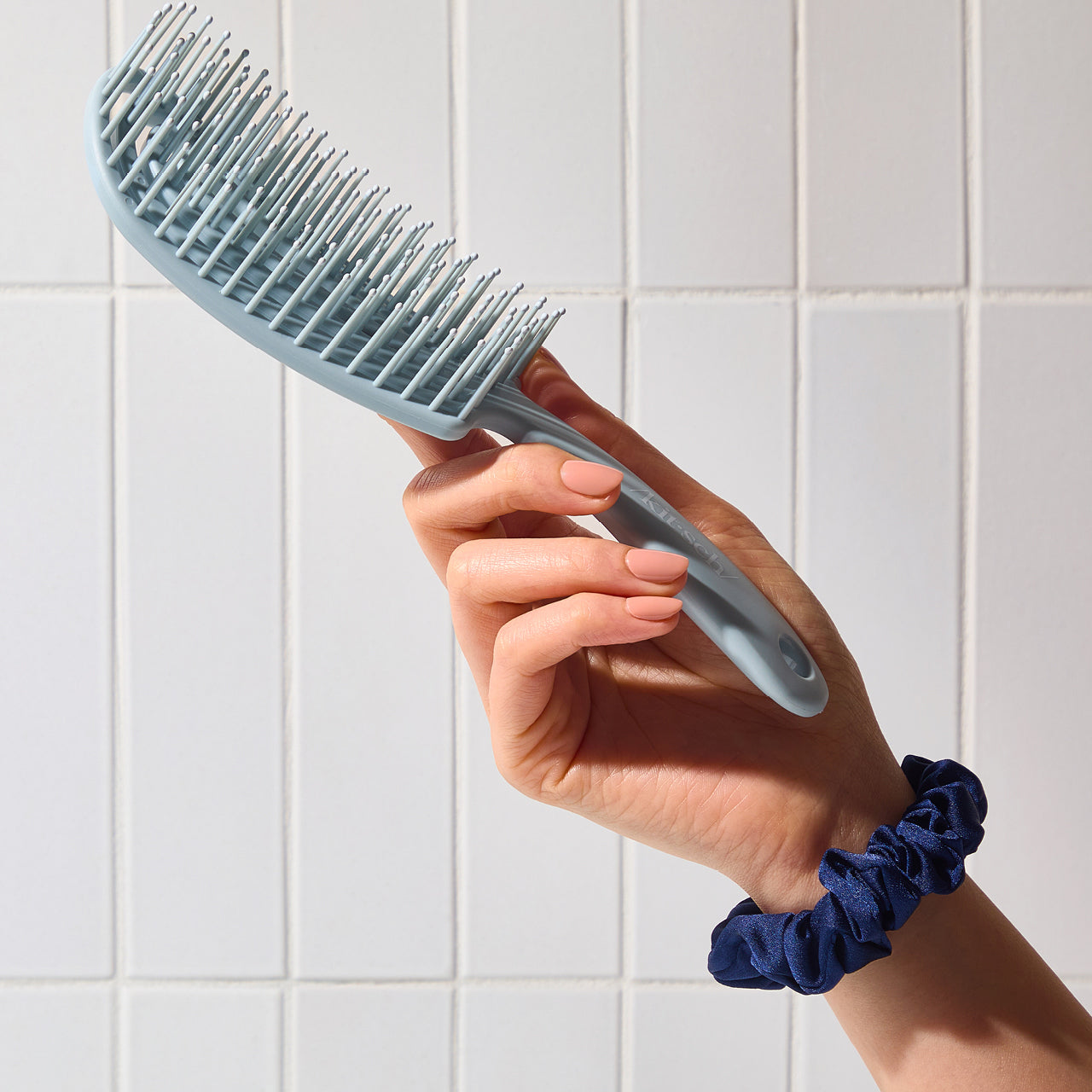 ⏳ Limited Edition | Haze Blue Detangling Flexi Brush - Premium Quality - Image 6