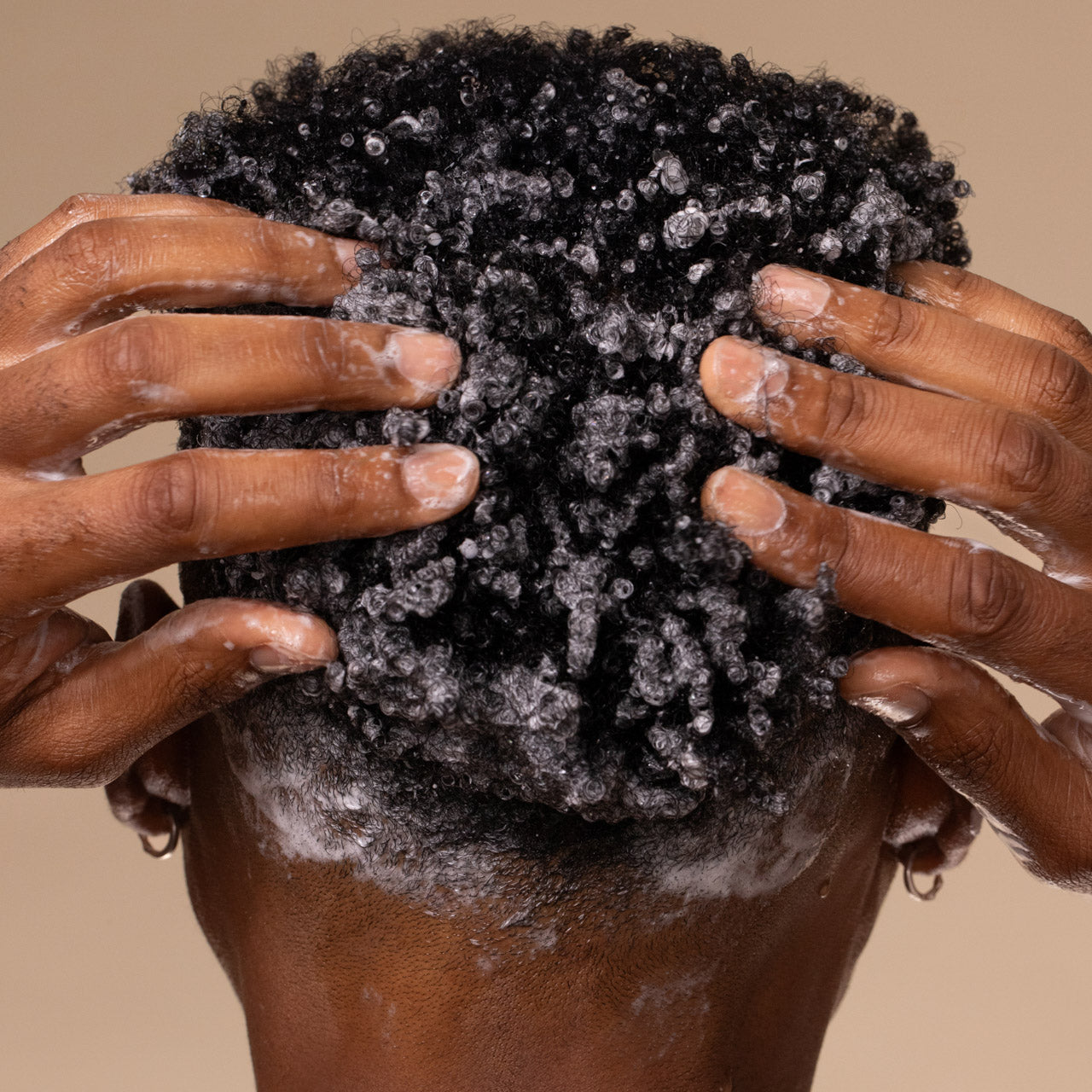⭐ Top Rated | Coconut Oil Shampoo for Dry Damaged Hair - Fast Delivery - Image 5
