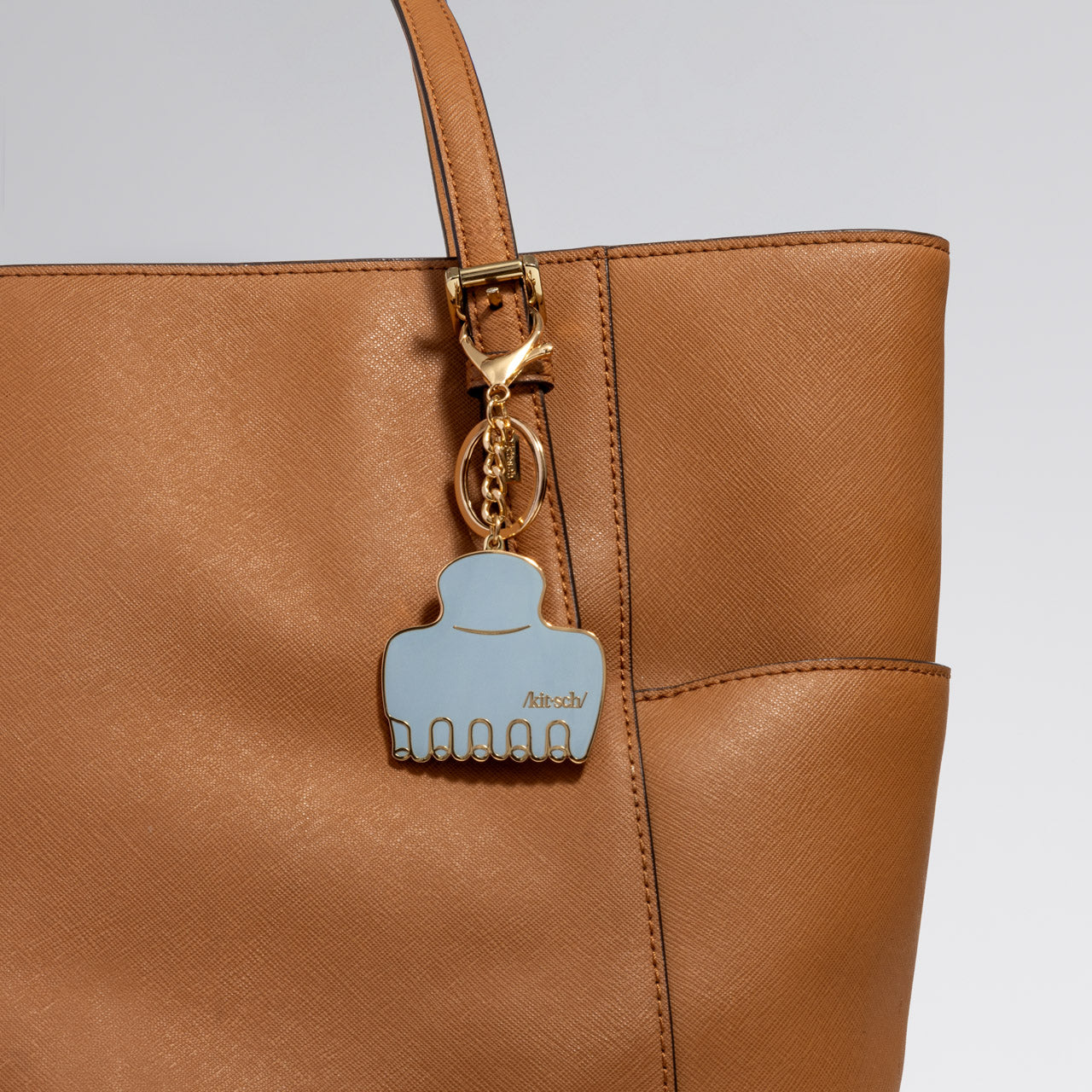 ✨ Must Have | Haze Blue Cloud Clip Metal Enamel Keychain - Special Deal Today - Image 2