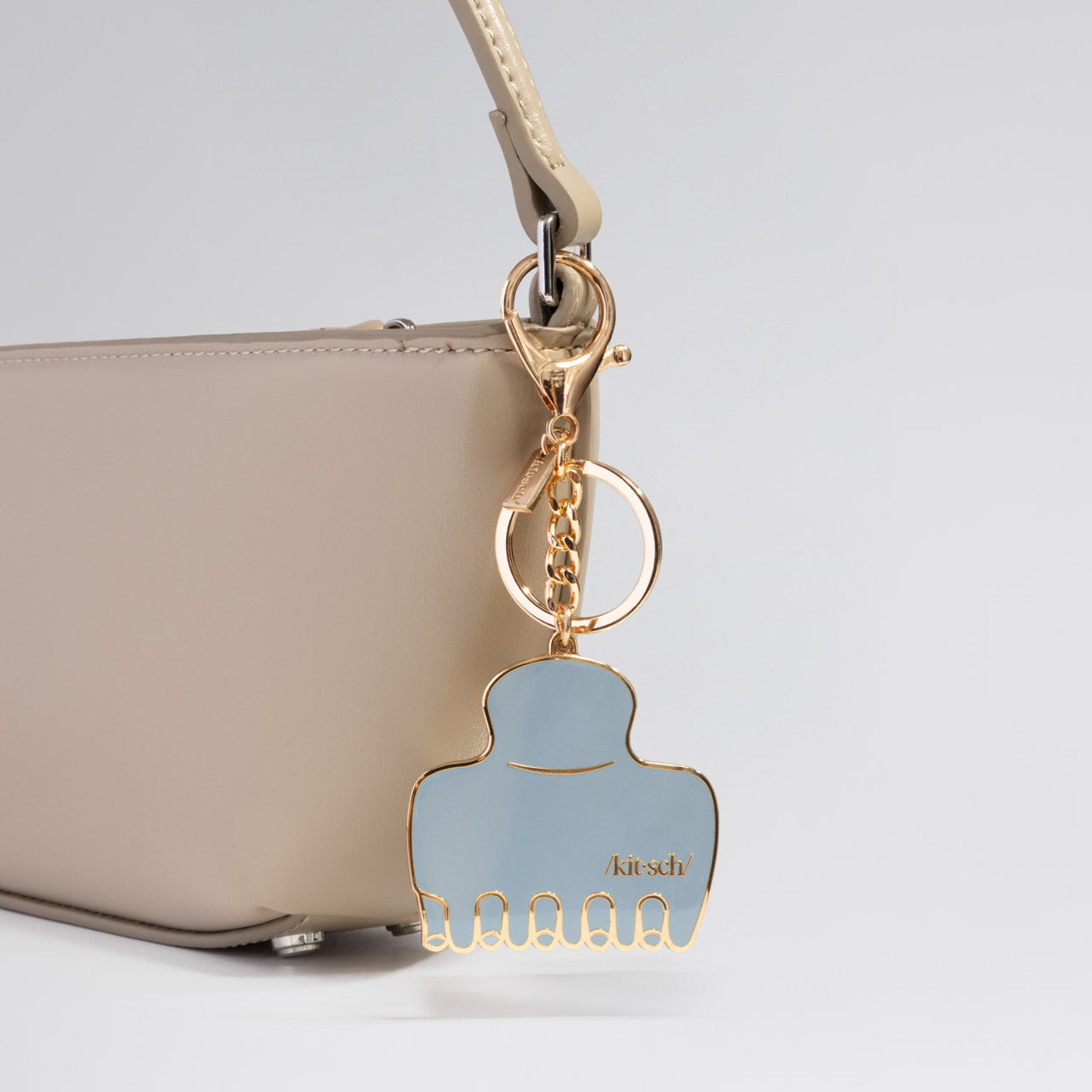 ✨ Must Have | Haze Blue Cloud Clip Metal Enamel Keychain - Special Deal Today - Image 4