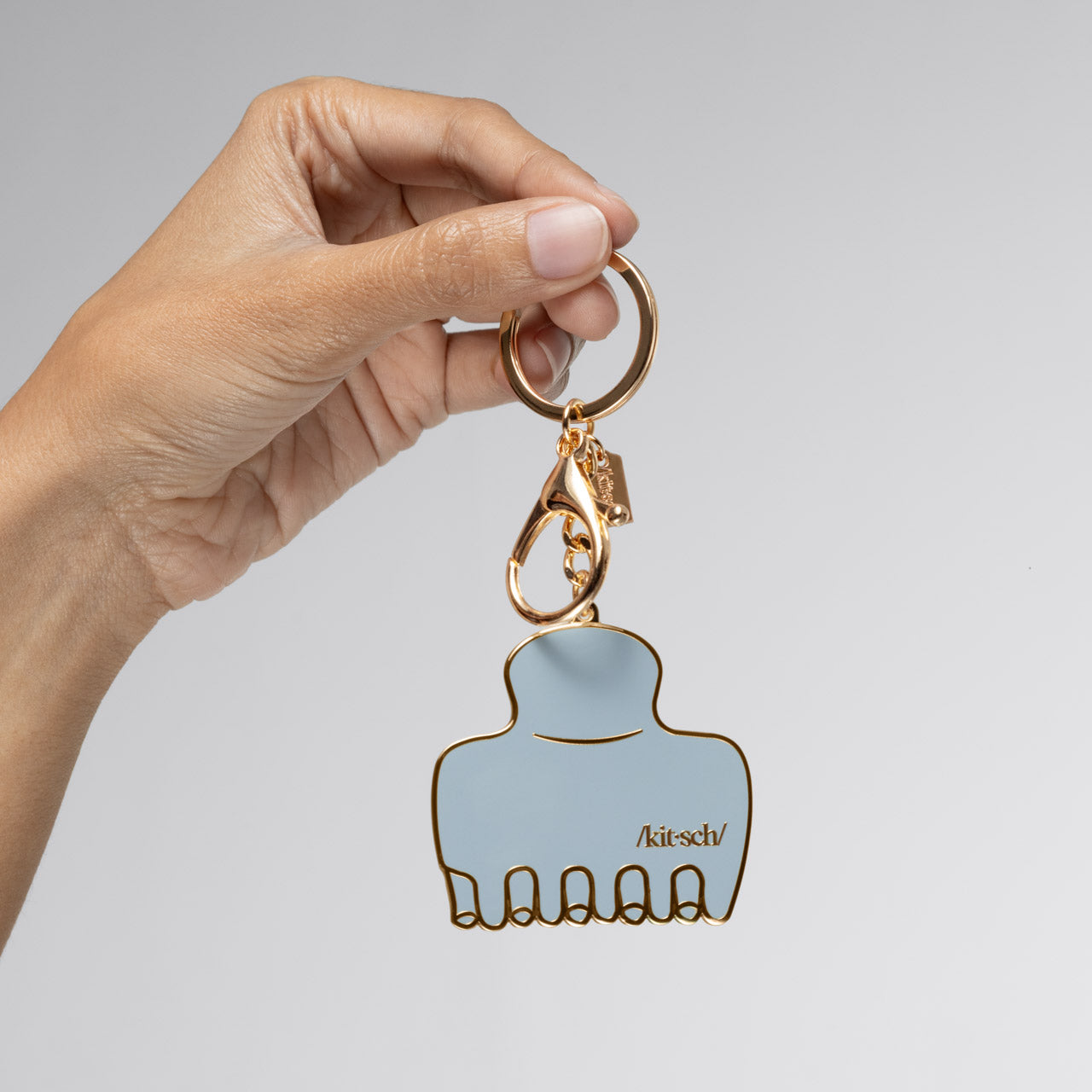✨ Must Have | Haze Blue Cloud Clip Metal Enamel Keychain - Special Deal Today - Image 3
