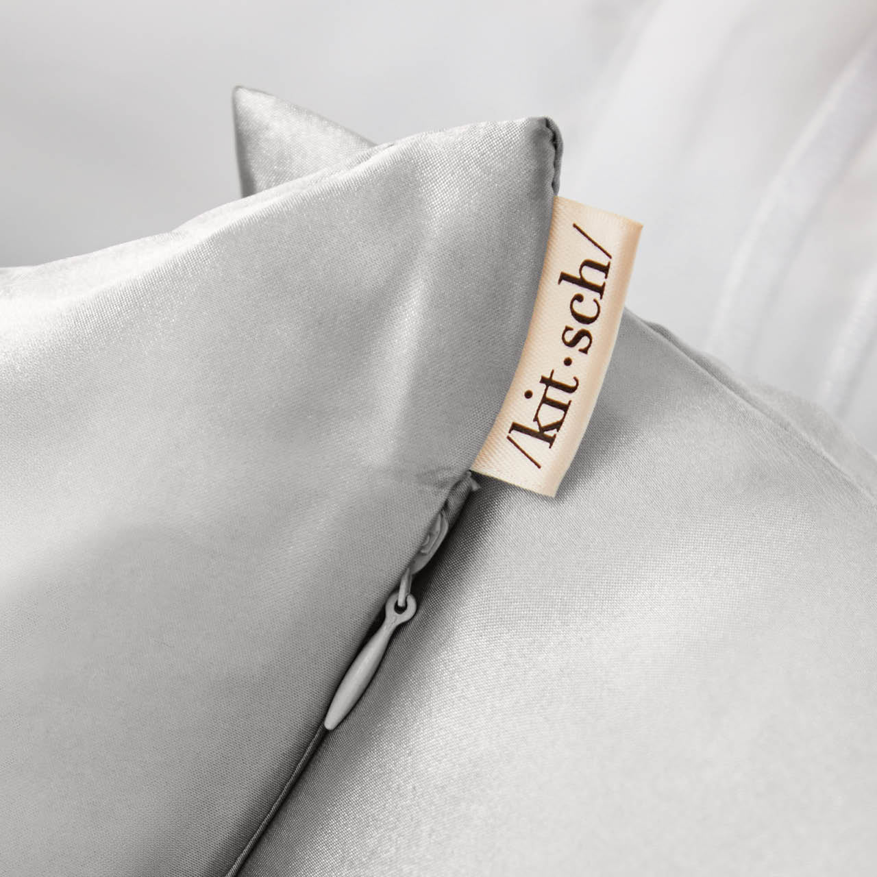 💎 Premium | Satin Pillowcase in Silver 2 Pack - King - Premium Quality - Image 3