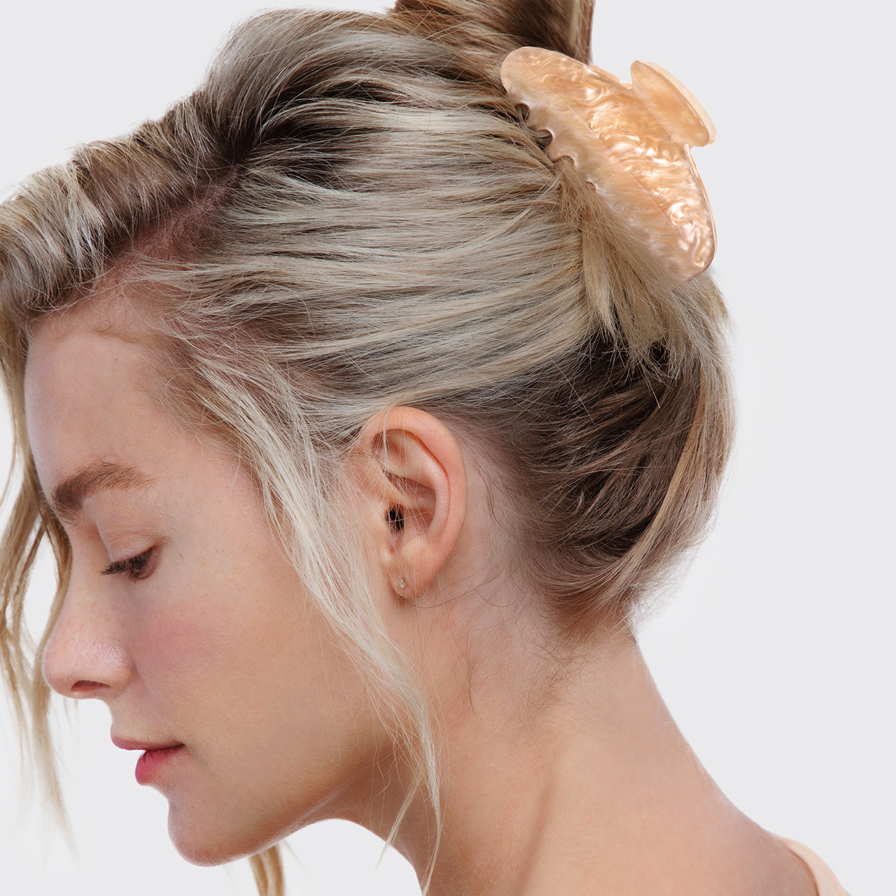 🏆 Best Seller | Blonde Marble Claw Clip - 60% Off - Image 2