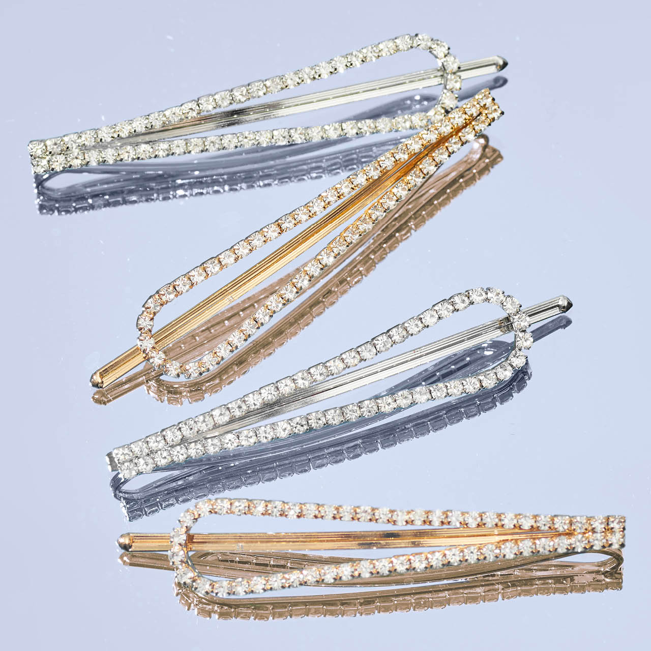 🔥 Hot Sale | Metal Rhinestone Drop Bobby Pins 4pc Set - Gold and Silver - Premium Quality - Image 3