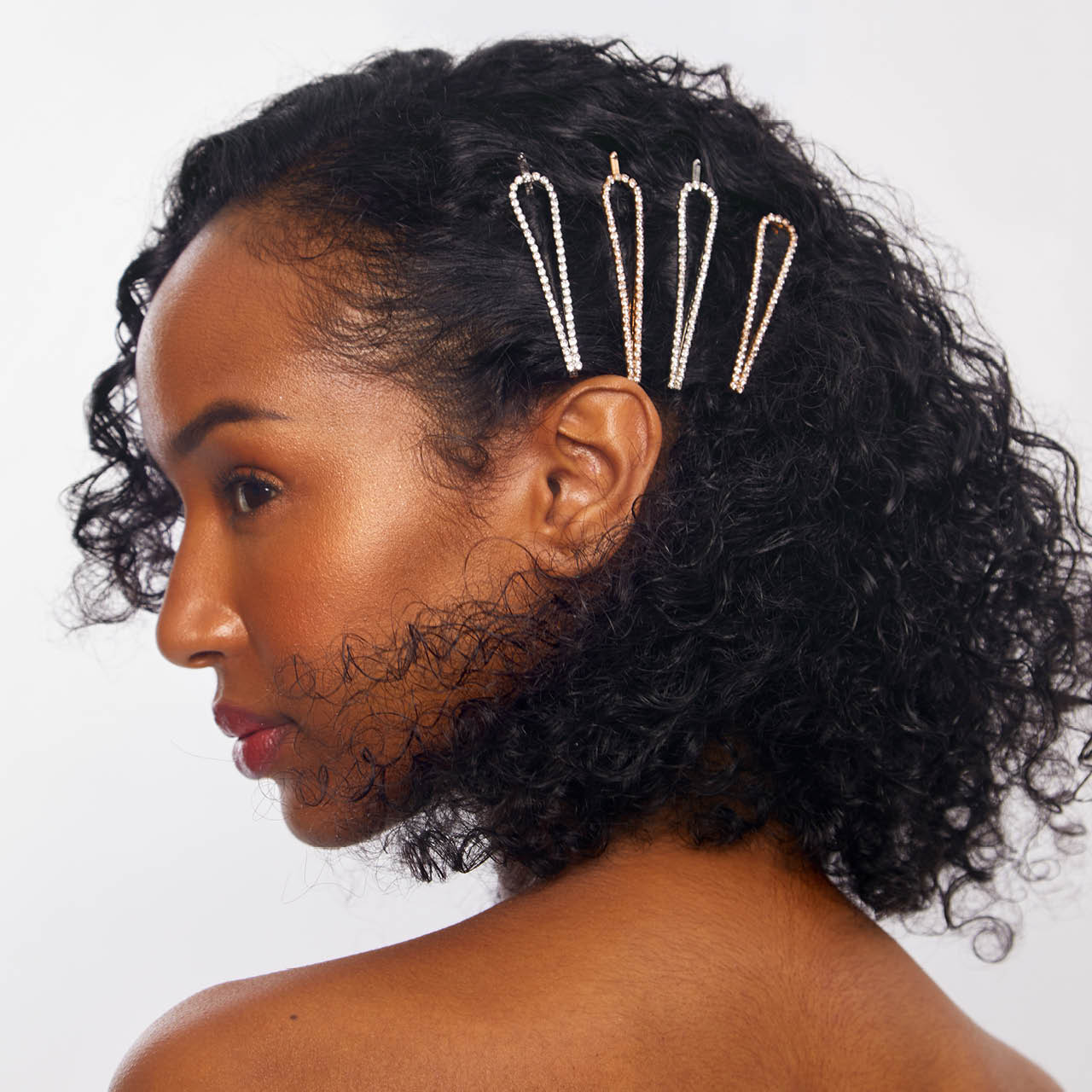🔥 Hot Sale | Metal Rhinestone Drop Bobby Pins 4pc Set - Gold and Silver - Premium Quality - Image 2