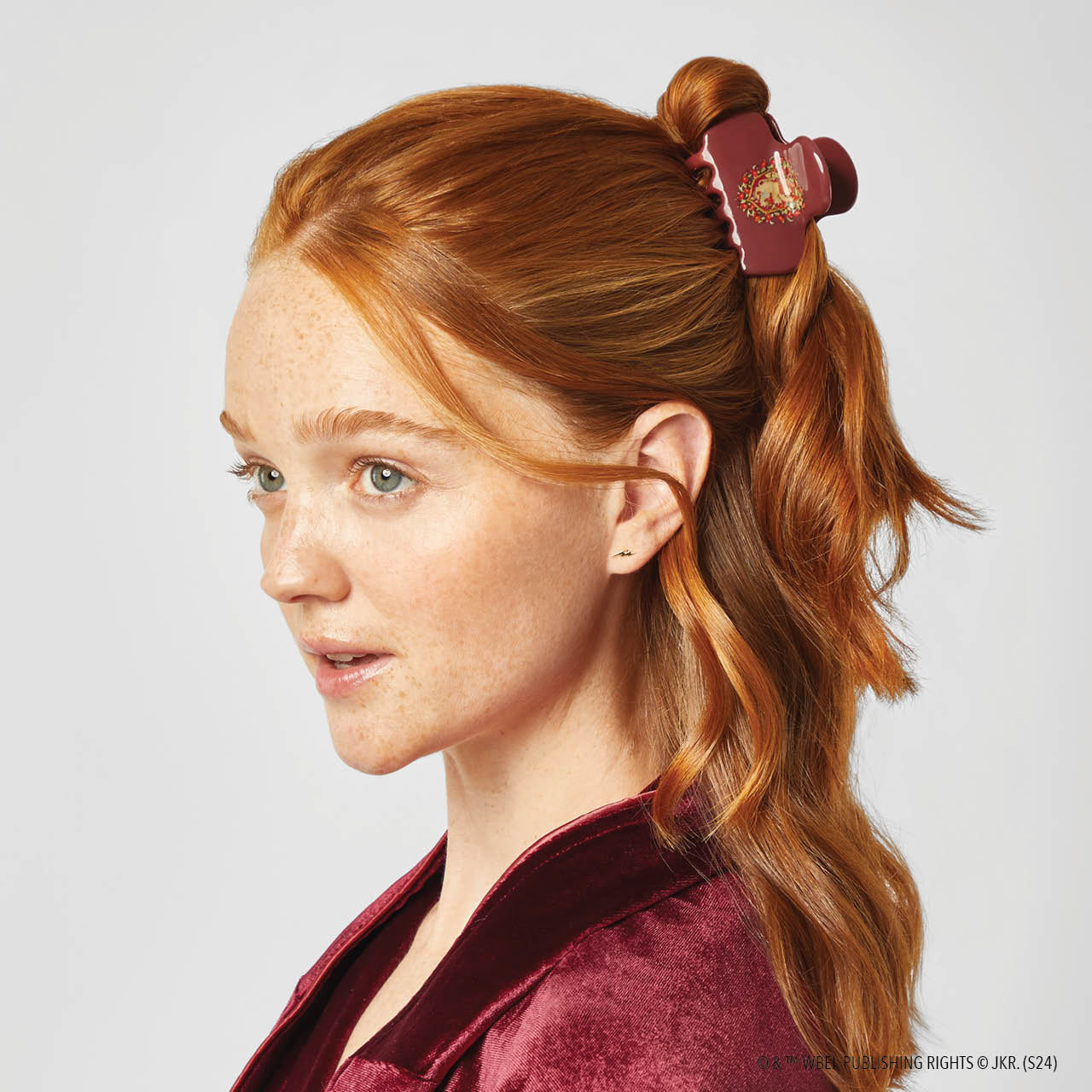 π Best Seller | Kitsch x Harry Potter Cloud Claw Clip in Gryffindor - 60% Off - Image 3