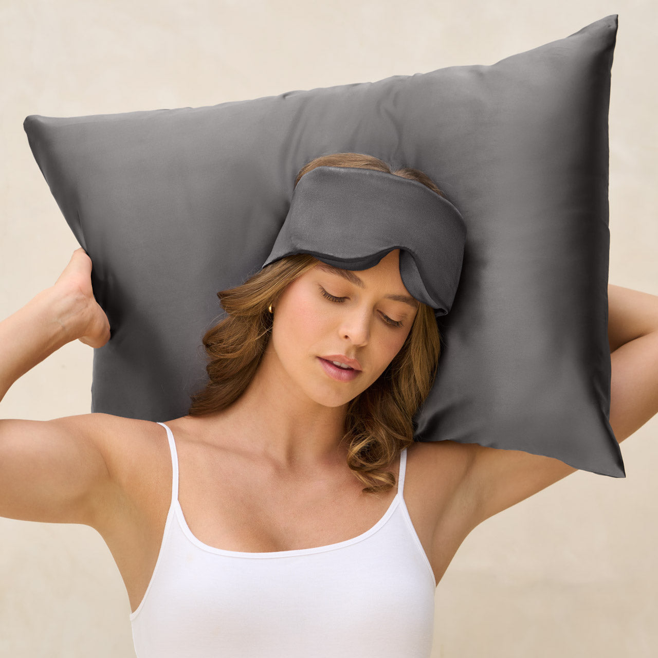 ✨ Must Have | Charcoal Contour Pillow Eye Mask - Free Shipping - Image 4