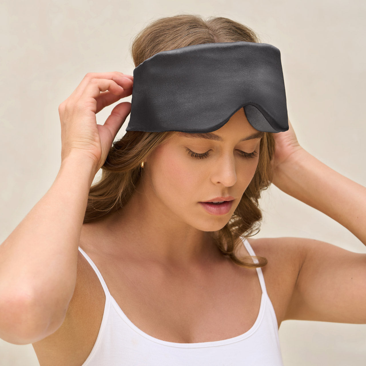 ✨ Must Have | Charcoal Contour Pillow Eye Mask - Free Shipping - Image 3