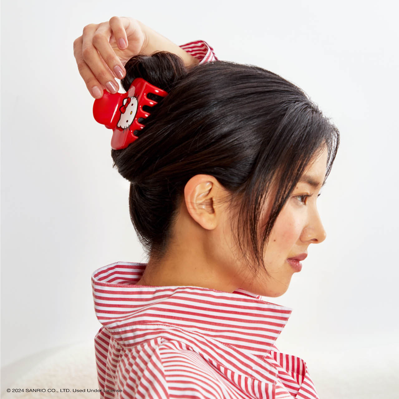 ⏳ Limited Edition | Hello Kitty x Kitsch Recycled Plastic Claw Clip - Kitty Face - Fast Delivery - Image 2